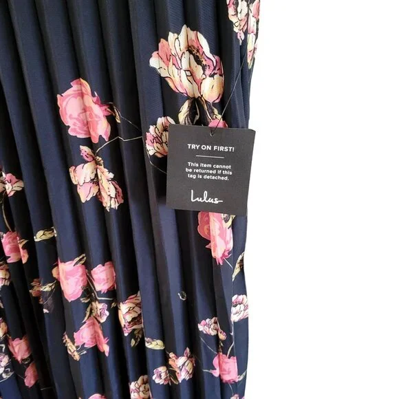 Lulu's Loved By You Floral Maxi Dress - Picture 6 of 7